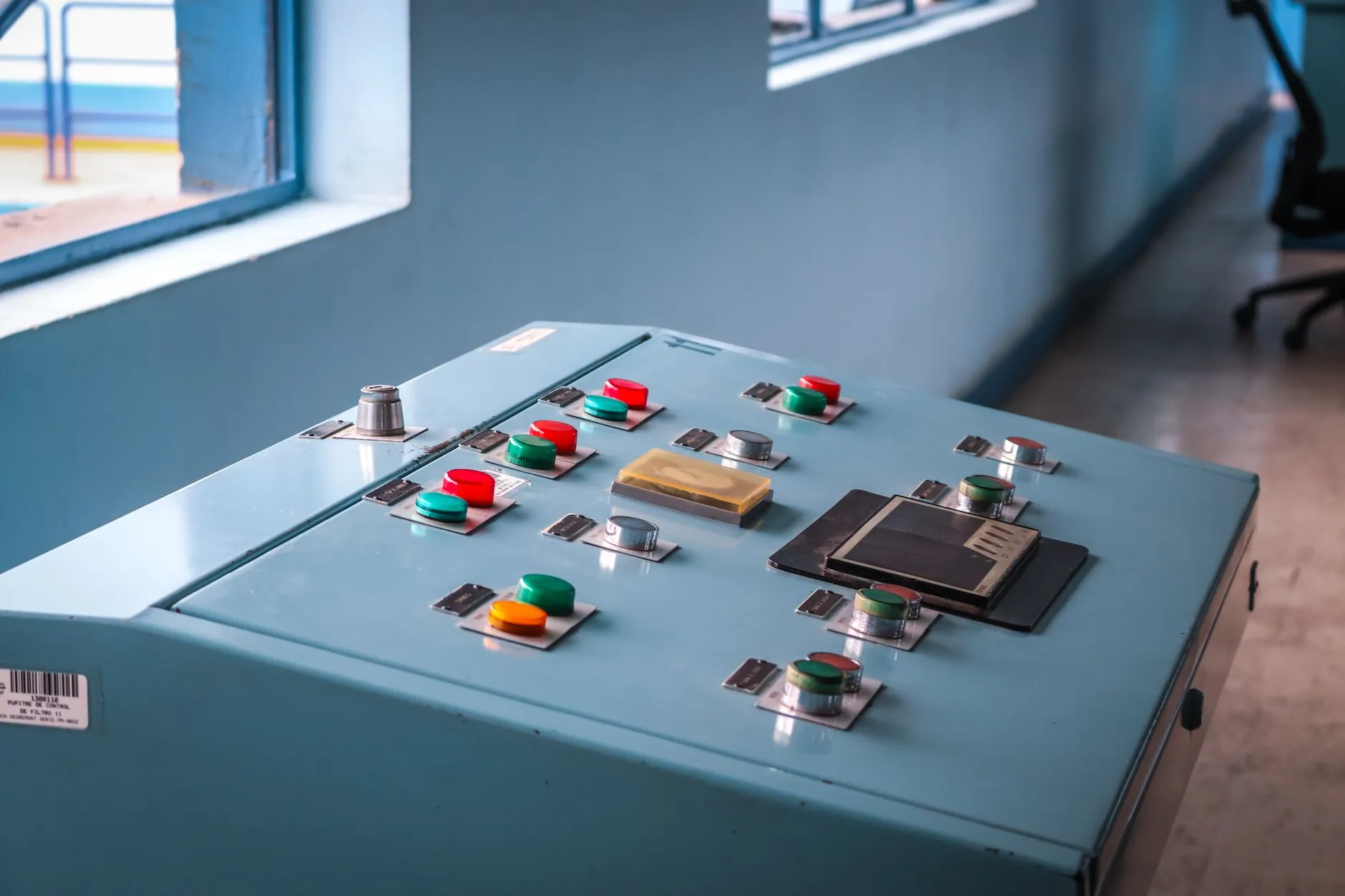 海南泰万三华实业有限公司五金交电产品型号与适用工程场景解析