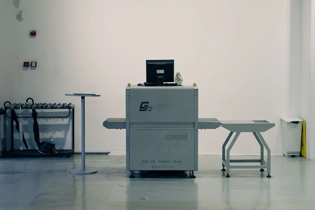海南建筑工程管材选型指南：PVC与PE管材性能对比分析