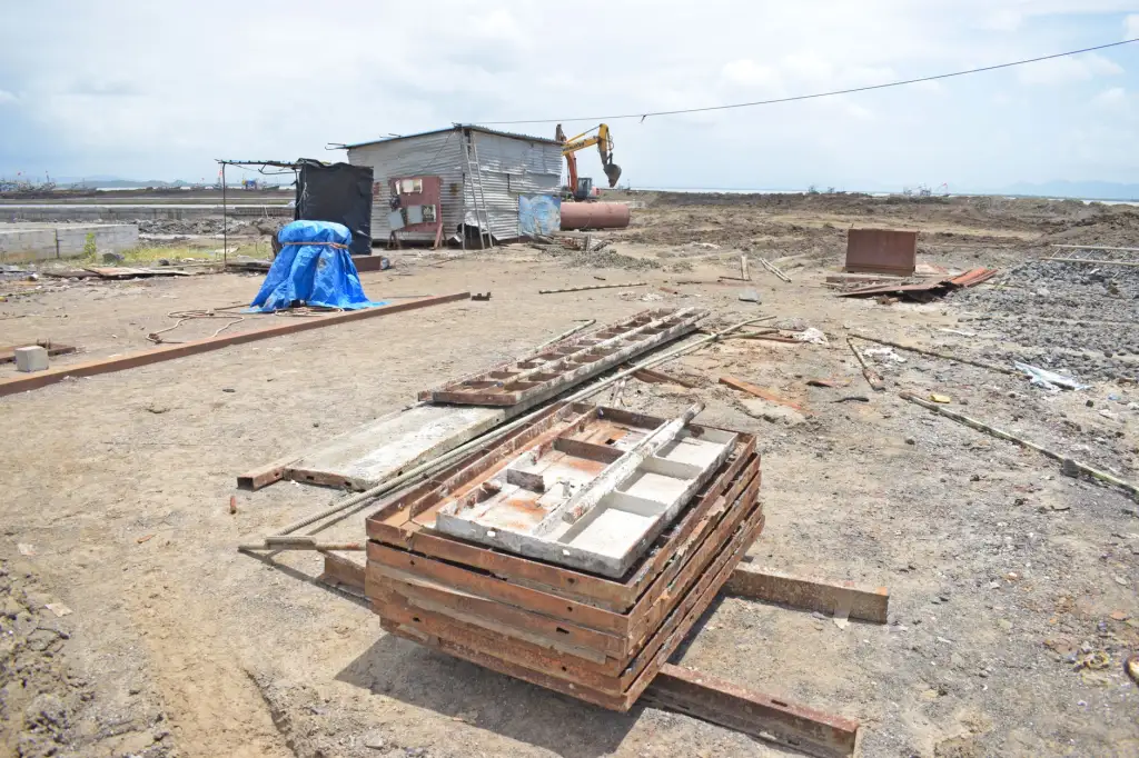 海南建筑工程管材选型指南：PVC与PE管材在给排水工程中的性能对比