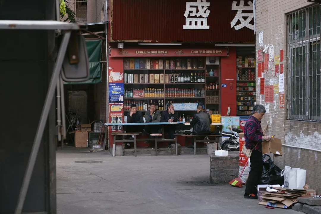 海南建筑工程管材选型指南：PVC与PE管在市政项目中的应用对比